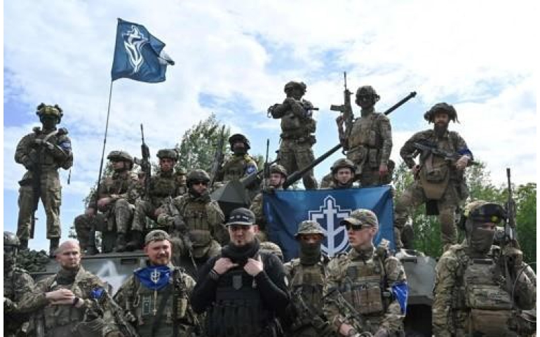 Украиныг дэмжигч Оросын зэвсэгт бүлэглэл Крым рүү дайрна