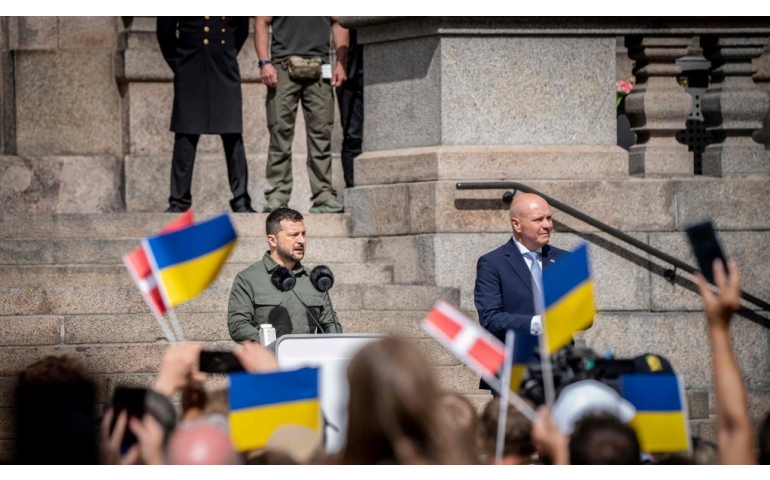 Дани болон Нидерланд улс Украинд F-16 сөнөөгч онгоц нийлүүлэхээр болов